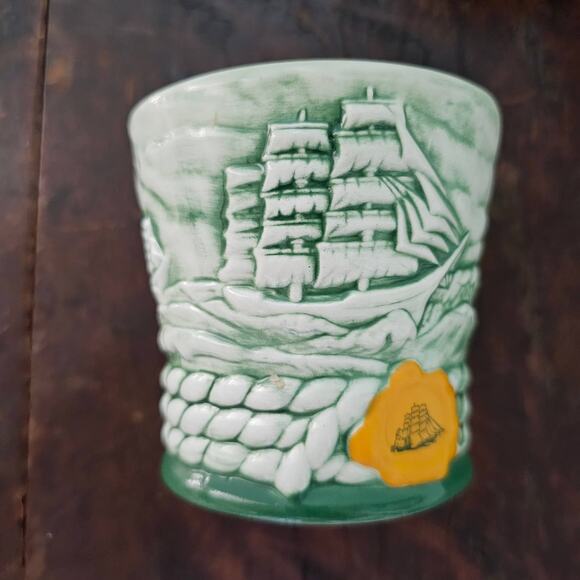 Vintage Cutty Sark Cups 1998 Clipper Ships Green WHite Scotch Whiskey Set of 4 - Picture 3 of 10